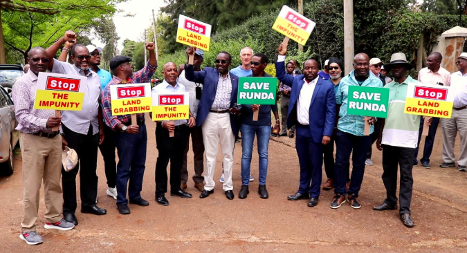 Runda area residents protesting.
